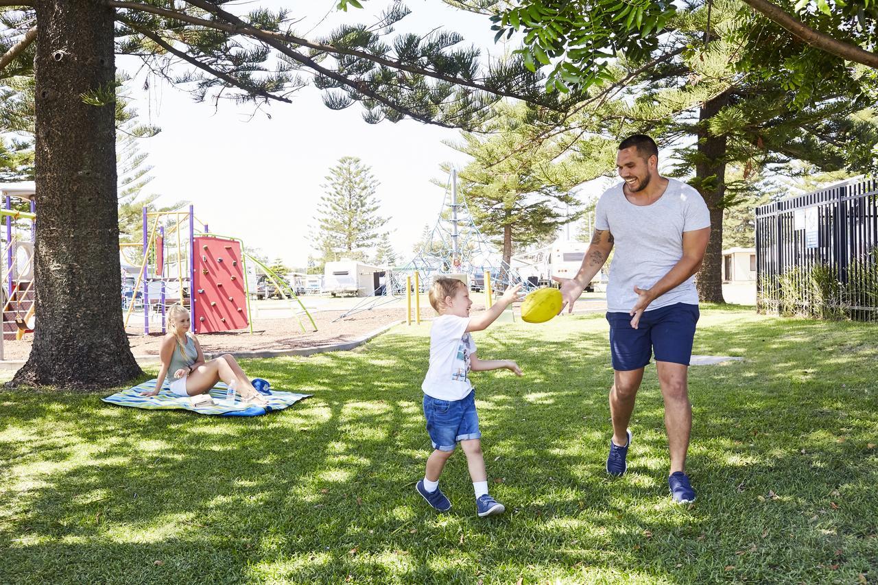 Nrma Stockton Beach Holiday Park Hotell Eksteriør bilde